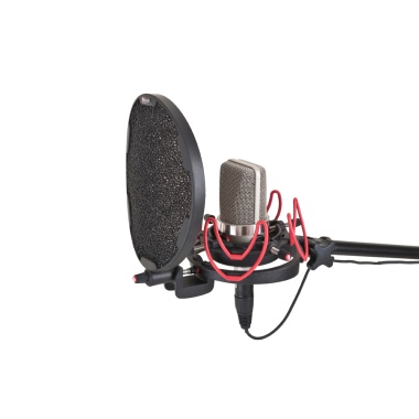 045003_invision_usm_l_tlm103_947063817